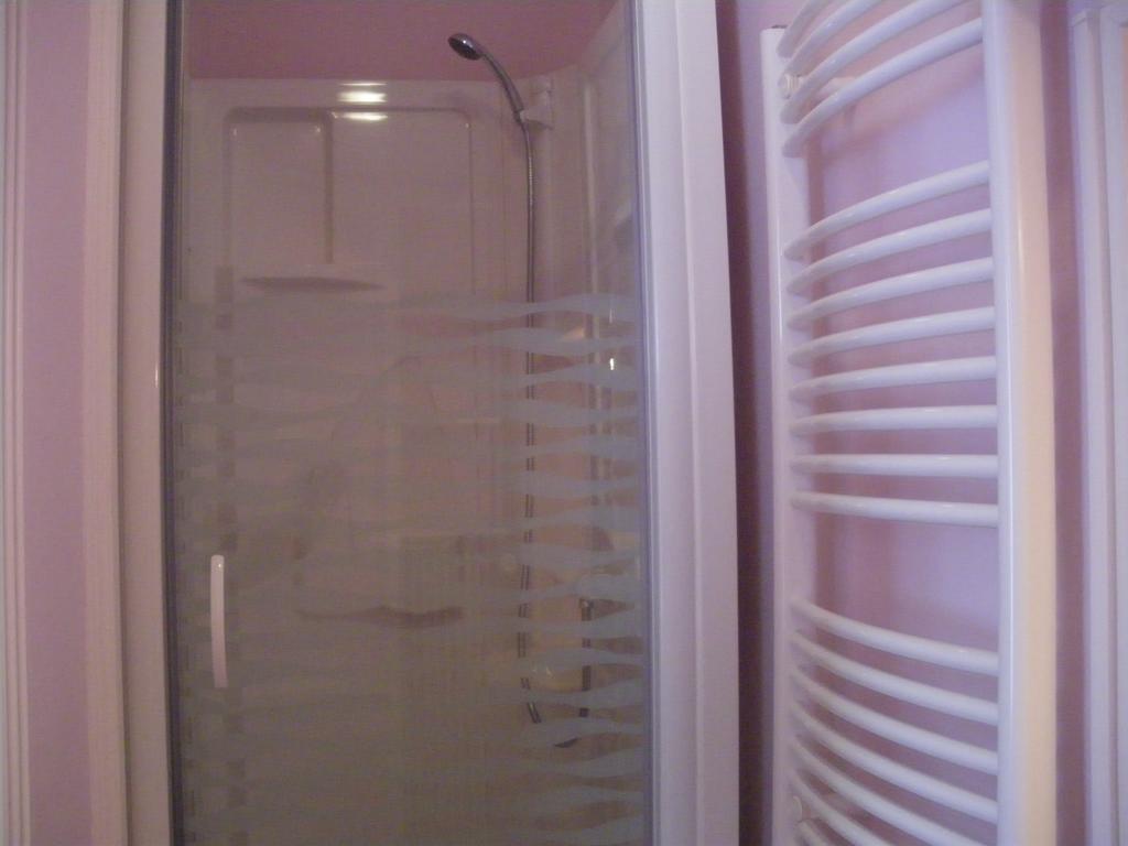 A L'Abri Des Vents Bed and Breakfast Saint-Jean-le-Thomas Δωμάτιο φωτογραφία