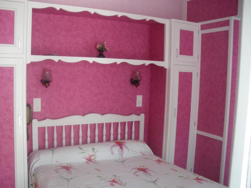 A L'Abri Des Vents Bed and Breakfast Saint-Jean-le-Thomas Δωμάτιο φωτογραφία